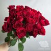 Букет из 25 красных роз под ленту